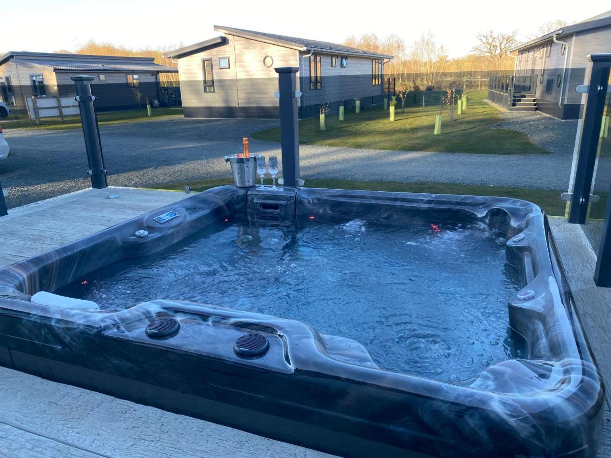 Casa Di Lusso Luxury Lodge Woodhall Spa Luaran gambar
