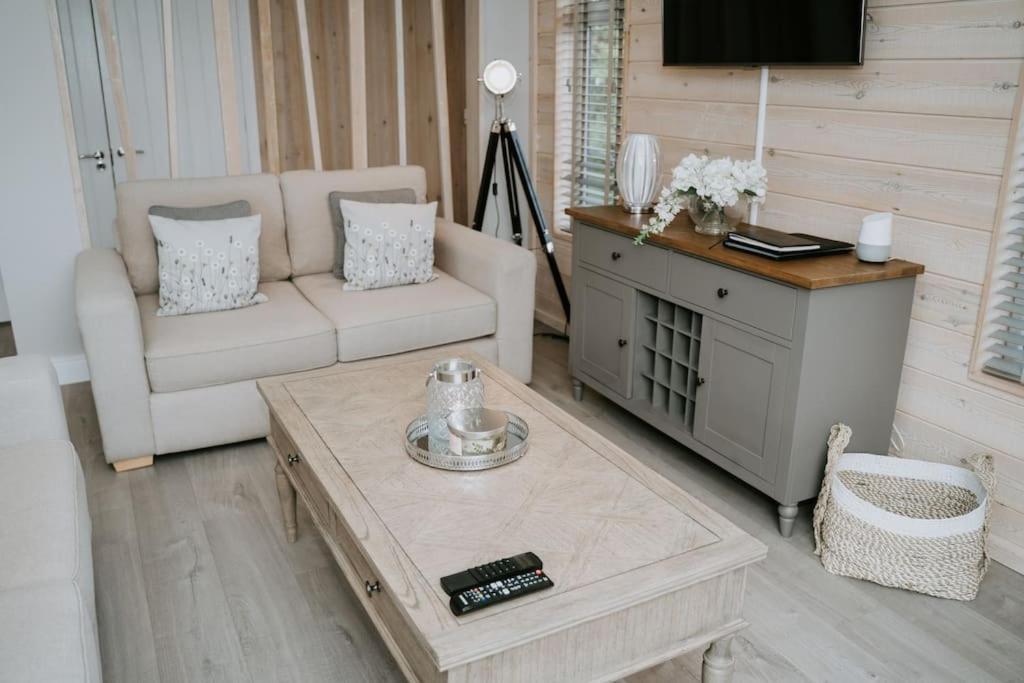 Casa Di Lusso Luxury Lodge Woodhall Spa Luaran gambar